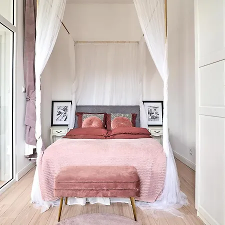 Apartment Top In Luxury Townhouse